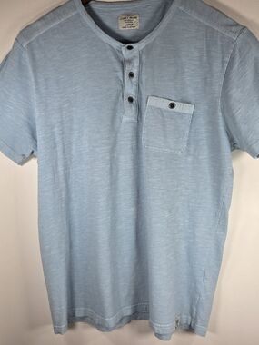 🆕️Lucky Brand Men's Light Blue Short Sleeve Henley Top